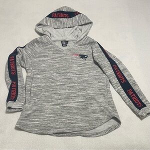 Patriots‎  Gray Hoodie Size M 
Perfect for Game Day